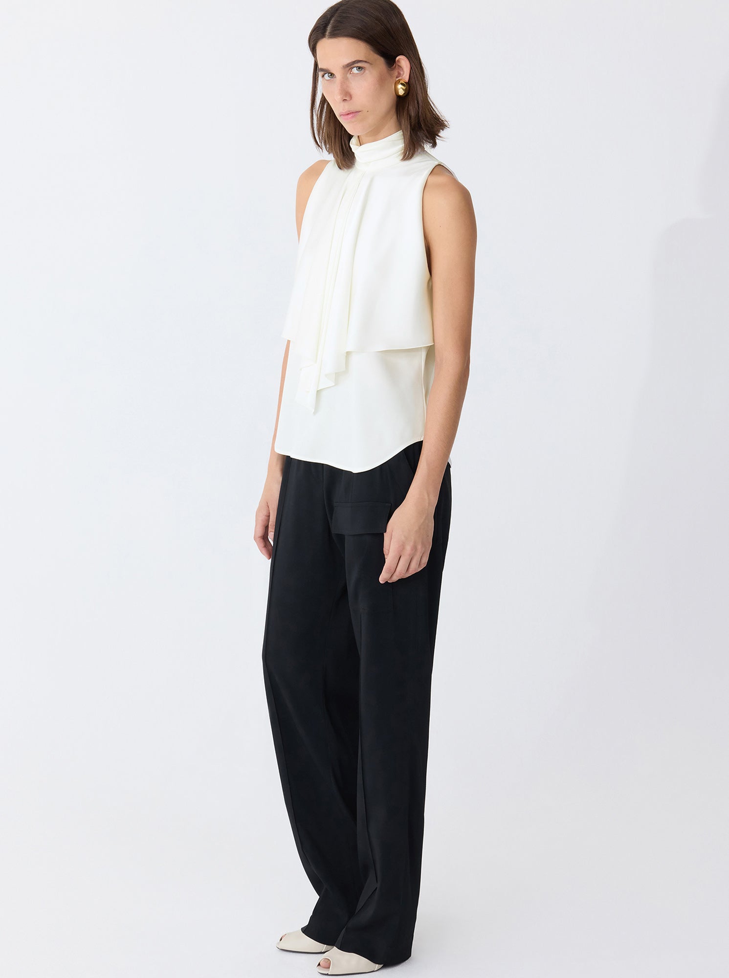 BELINDA Cascade front Top White