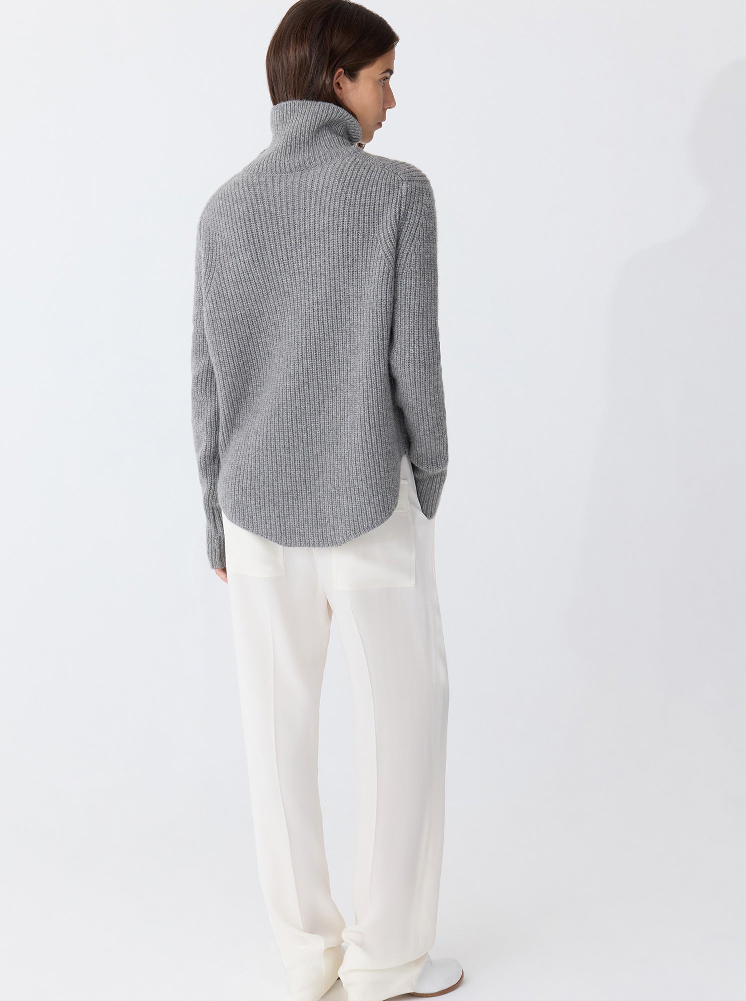 BARRIE Turtleneck sweater Grey